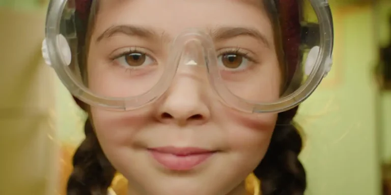 girl with goggles on