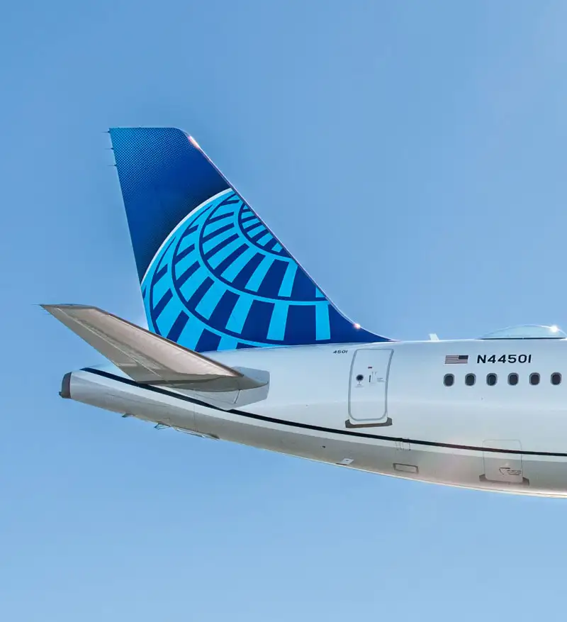 United Airlines plane